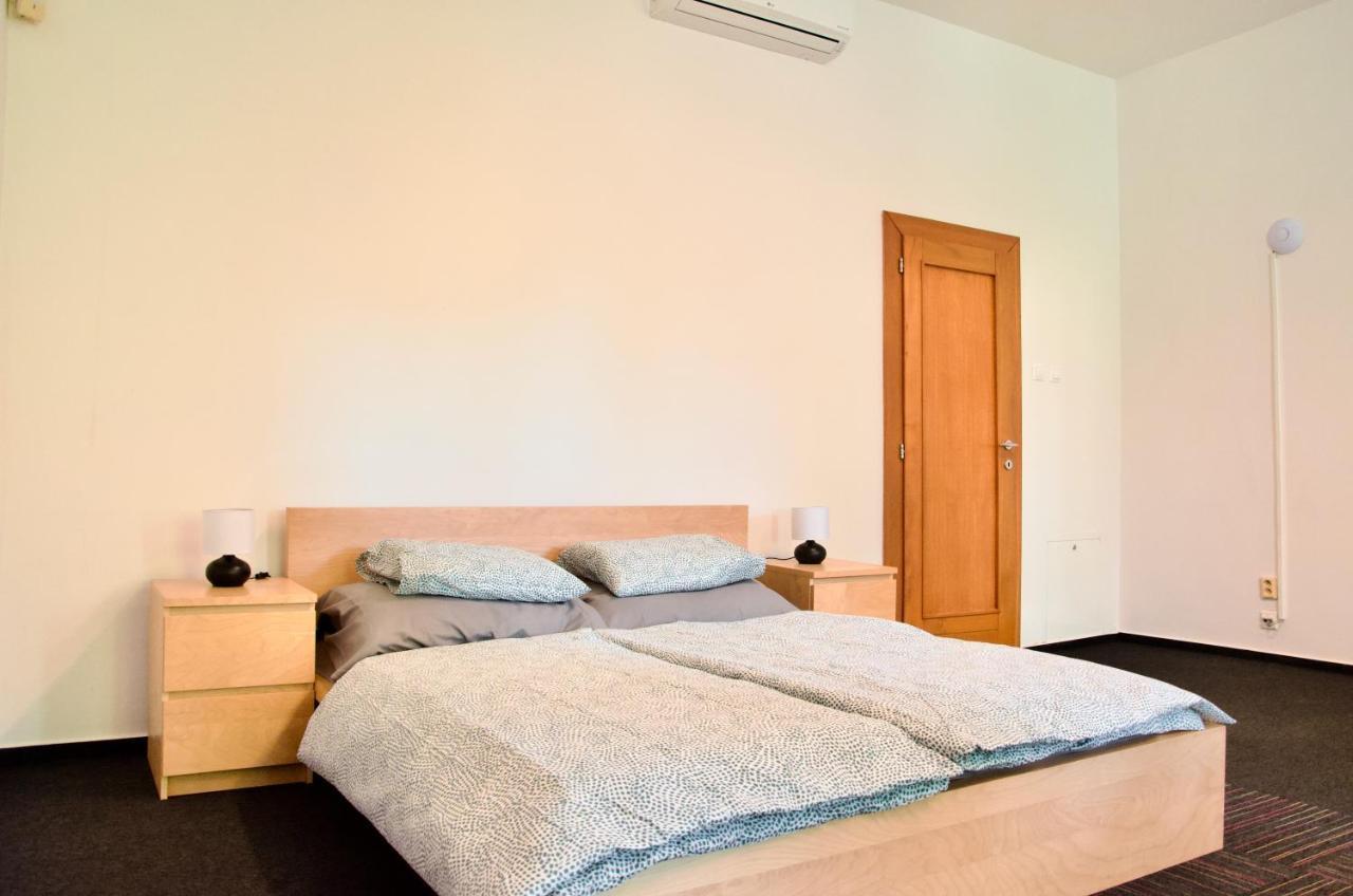 Elephants Apartments 브라티슬라바 외부 사진